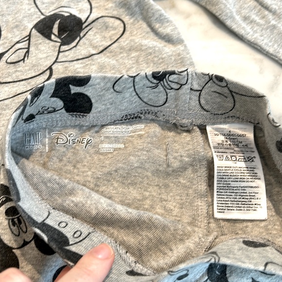 Gap 4T Disney Mickey Mouse pajamas - Picture 5 of 5
